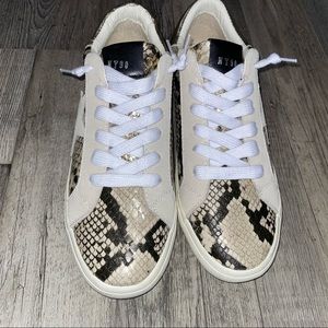 Steve Madden Philosophy Sneakers